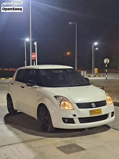 Suzuki Swift Standard 2