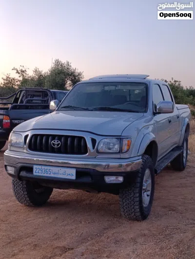 Toyota Tacoma Limited 2