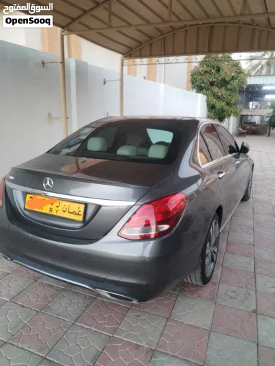 مرسيدس بنز الفئة-C C 300 2
