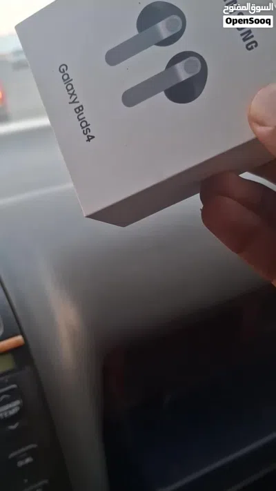 سماعه هاتف من سامسونج 4
