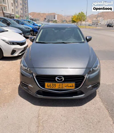 Mazda 3 Standard 2