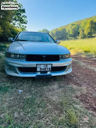 ميتسوبيشي جالنت Standard 3