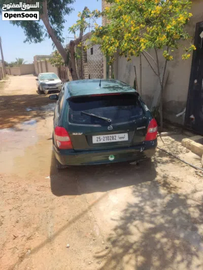 Mazda 323 2