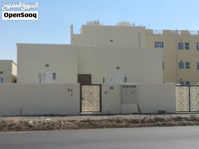 ملحق للإيجار غرفة وحمام ومطبخ 4