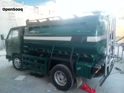 تنك مياه دايهاتسو موديل 1999 للبيع 2