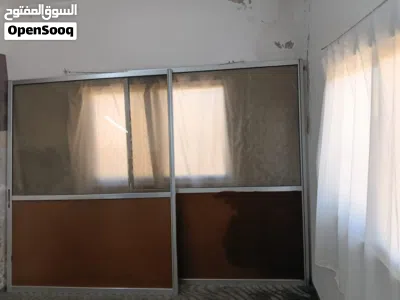 باب ألمنيوم سحاب مع القاطع كامل وقطعة الجرار (بحالة الوكالة) - قياس 3.5 × 2 متر 3