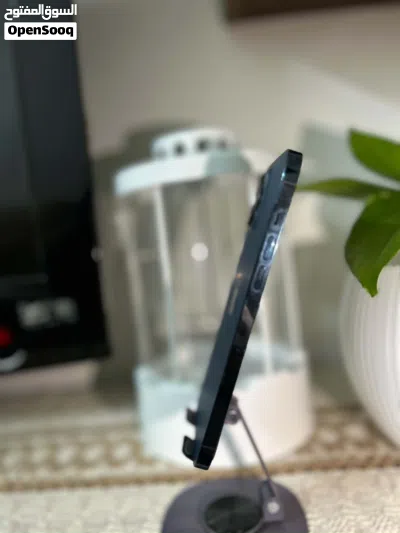 iPhone 12 pro max جهاز نظيف استعمال بنت 3