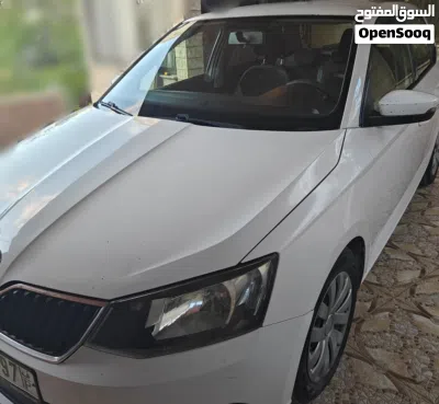 سكودا فابيا Manual 4