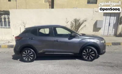 Nissan Kicks Standard 2