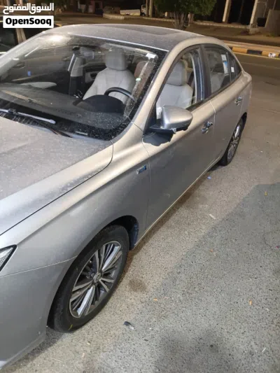 MG MG 5 3
