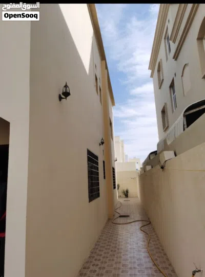 فيلا للبيع في المعبيلة السابعة مقابل بنك مسقط 4