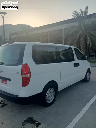 Hyundai H1 GLS Plus 4