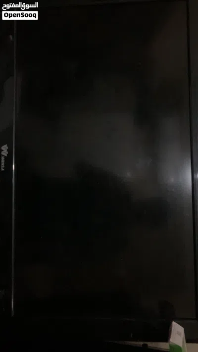 للبيع شاشه نظيفه جدا مافيها مشاكل 3