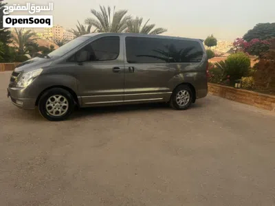 هيونداي H1 Standard 2
