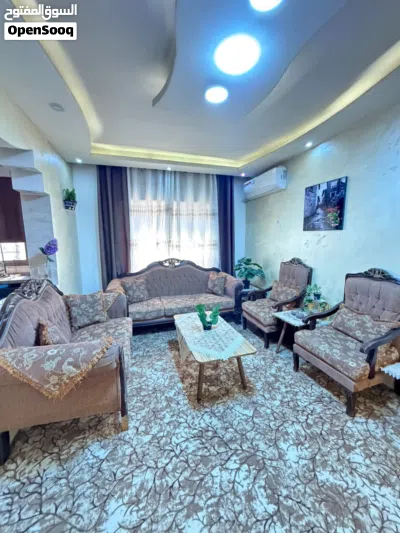 طقم كنب بحالة الوكاله 2