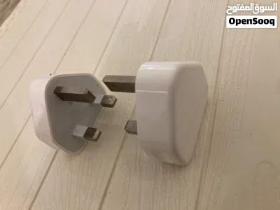 عظمة شاحن ايفون اصلية 2