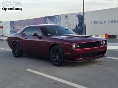Dodge Challenger SXT 2