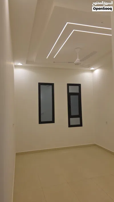 منازل للبيع في ولايه بركاء مساحه الأرض 302 بتصميم جميل واجهة عصرية مميزة بجميع الخدمات بسعر 46 الف 4