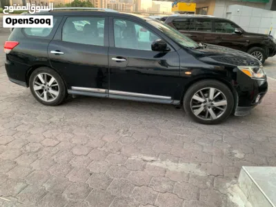 Nissan Pathfinder SV 3