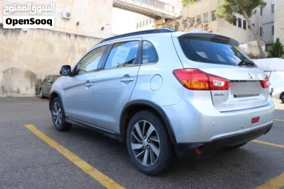 ميتسوبيشي ASX GLX 3
