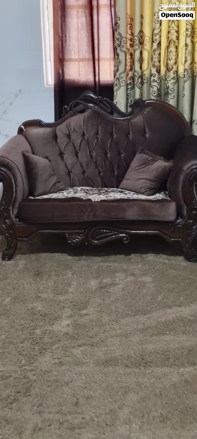 طقم كنب شبه جديد للبيع 2