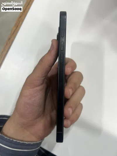 I phone 16 pro max 256 gb , استعمال بسيط بطارية 100٪ نسبتها بسعر معقول 4