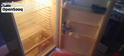 ثلاجه وسرير بالمرتبه 4