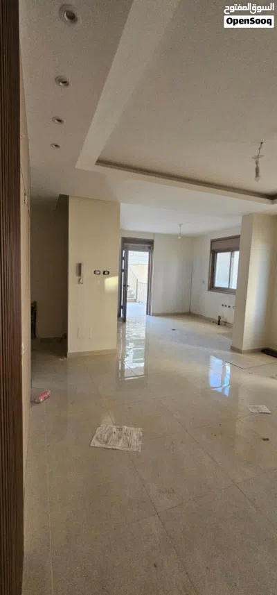 شقة جديدة جاهزة للسكن مع مدخل خاص بتقسيط مباشر 2