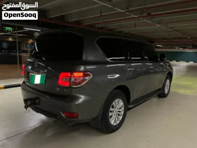 Nissan Patrol SE 4