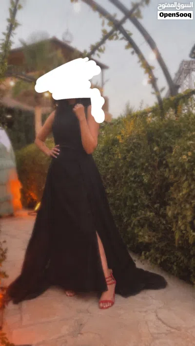 فساتين مستعملة بحالة جديد 2