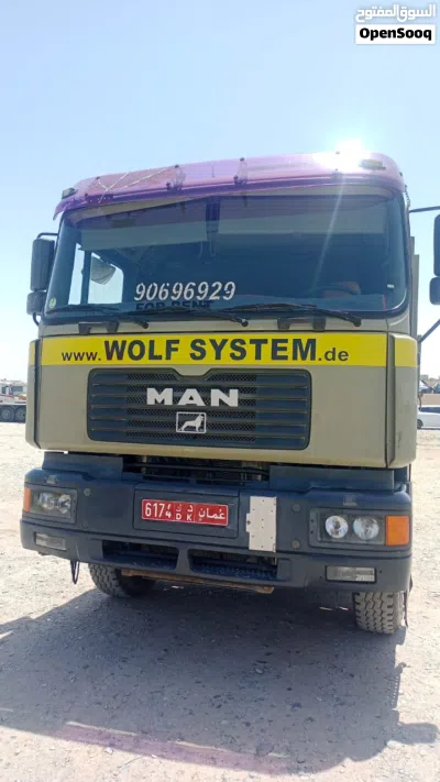 man truck crin 9 ton good condition all 2