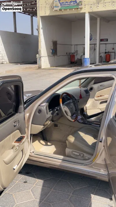 Lexus LS LS 400 4