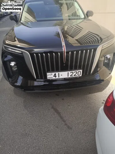 Hongqi E-HS9 2