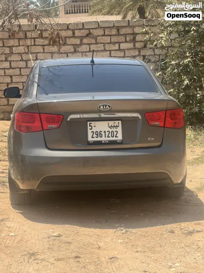 Kia Cerato EX 2