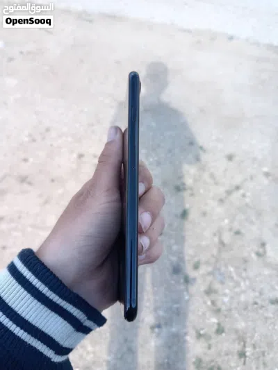ايفون ل بيع 3