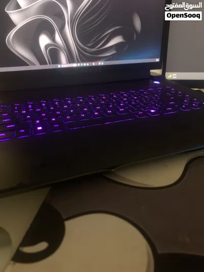 للبيع Alienware m16 R1 AMD 4