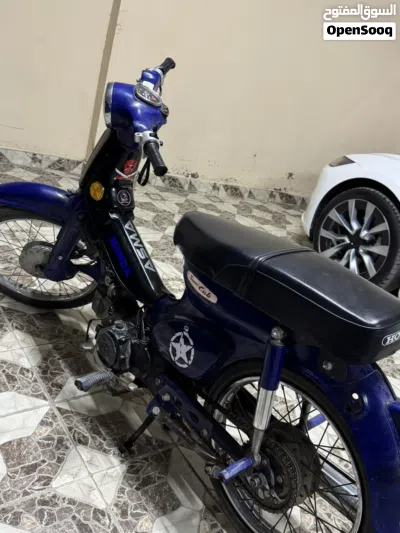 Honda CB300F 4
