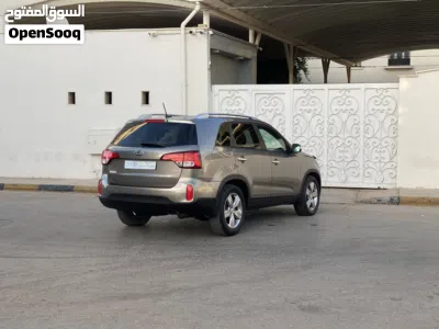 Kia Sorento EX 2