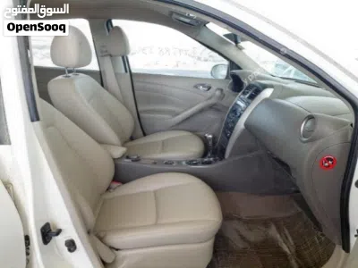 نيسان صني S 4