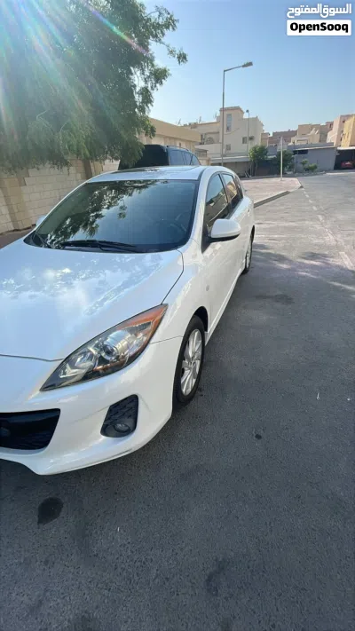 Mazda 3 Standard 4