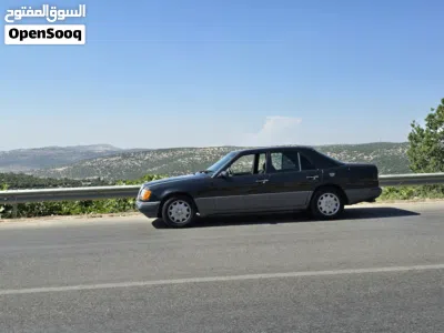 مرسيدس بنز الفئة-E E 200 2