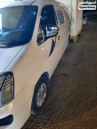 Hyundai H1 Standard 3