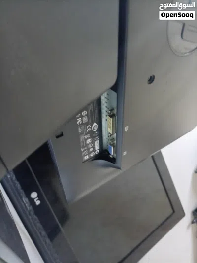 شاشة للبيع بسعر نار 2
