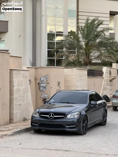مرسيدس بنز الفئة-C C 300 2