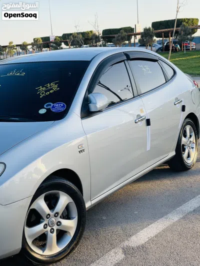 Hyundai Avante SE 3