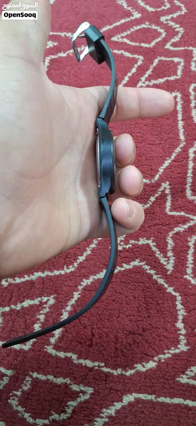 ساعة للبيع 2