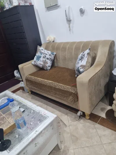 Beautiful sofa set for sale 2