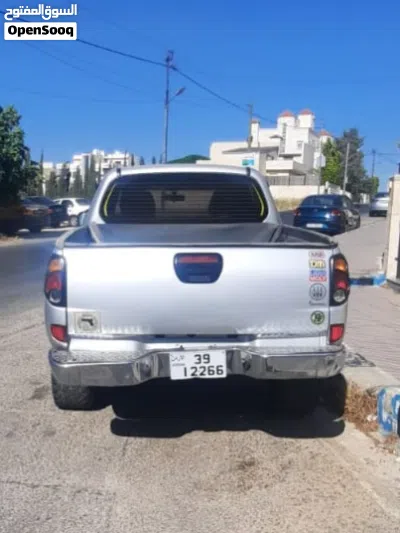 ميتسوبيشي L200 Standard 4