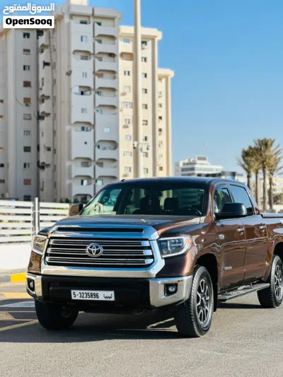 Toyota Tundra SR5 3