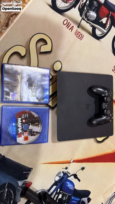 بلي 4 للبيع نظيف وبعده بستيكراته 2